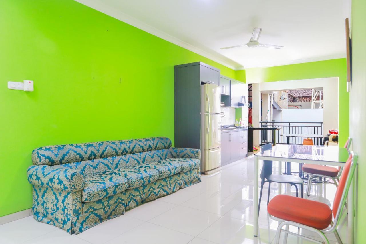 Oyo 2196 Ss Homes Jakarta Eksteriør billede